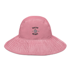 Wide brim bucket hat