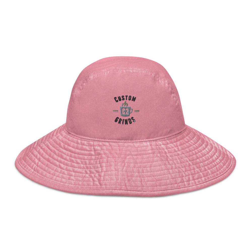 Wide brim bucket hat