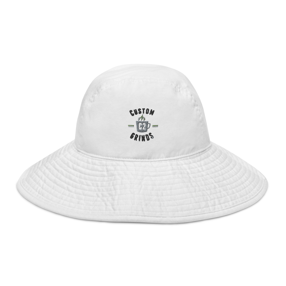 Wide brim bucket hat